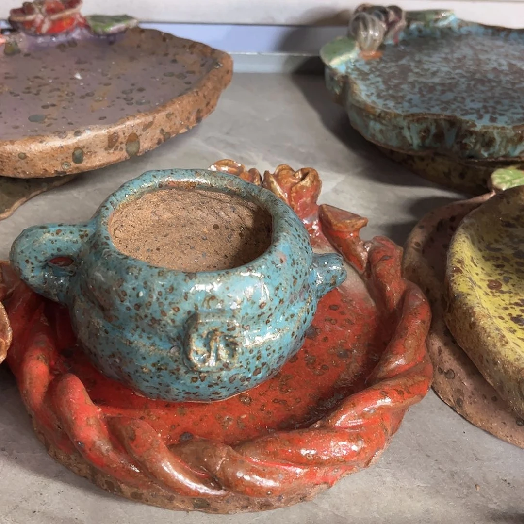 泥塑那****的古镇炻陶花盆