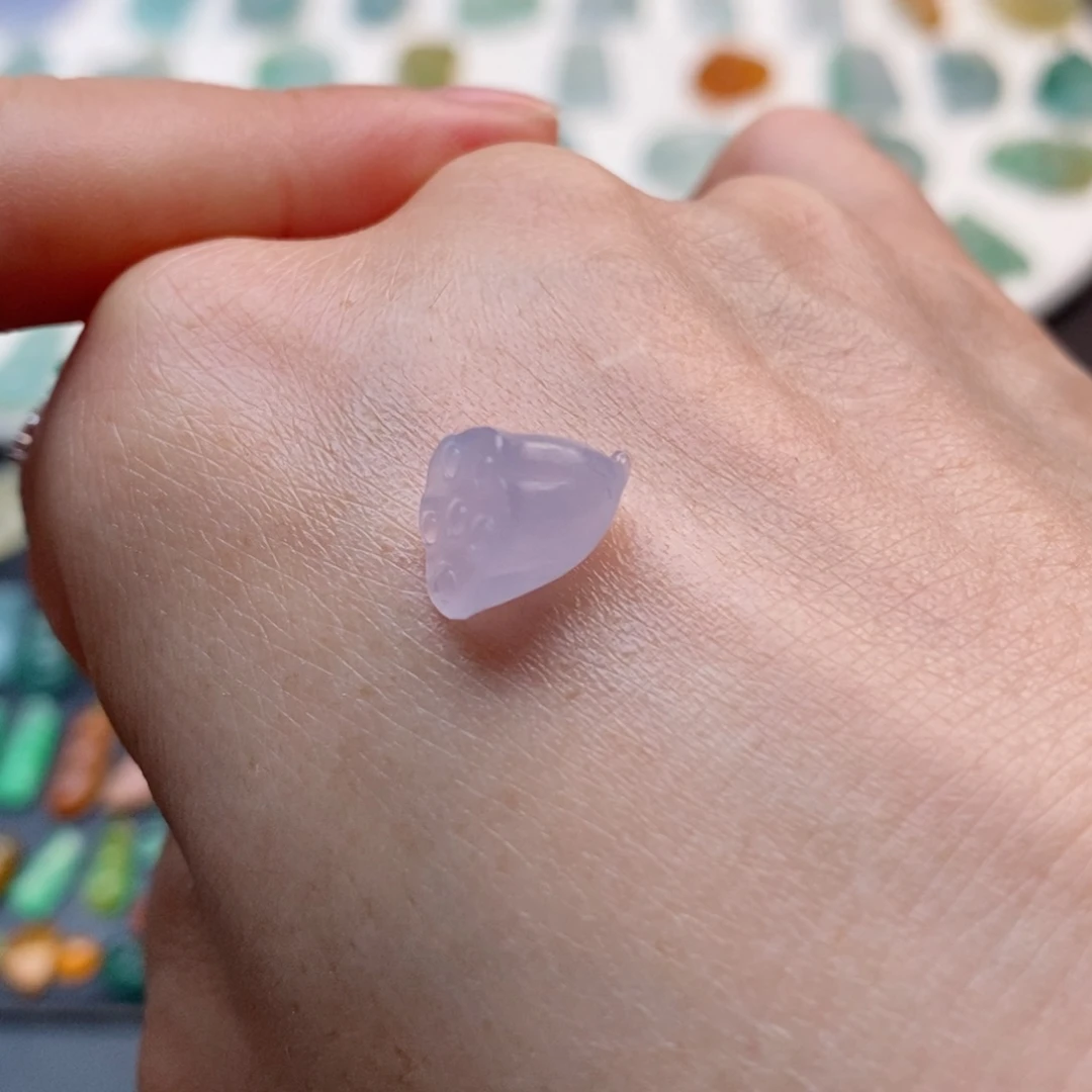 定制翡翠未镶嵌莲蓬