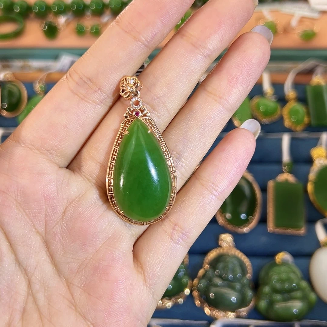 和田玉（碧玉）18K金镶嵌吊坠(不含链)水滴30mm