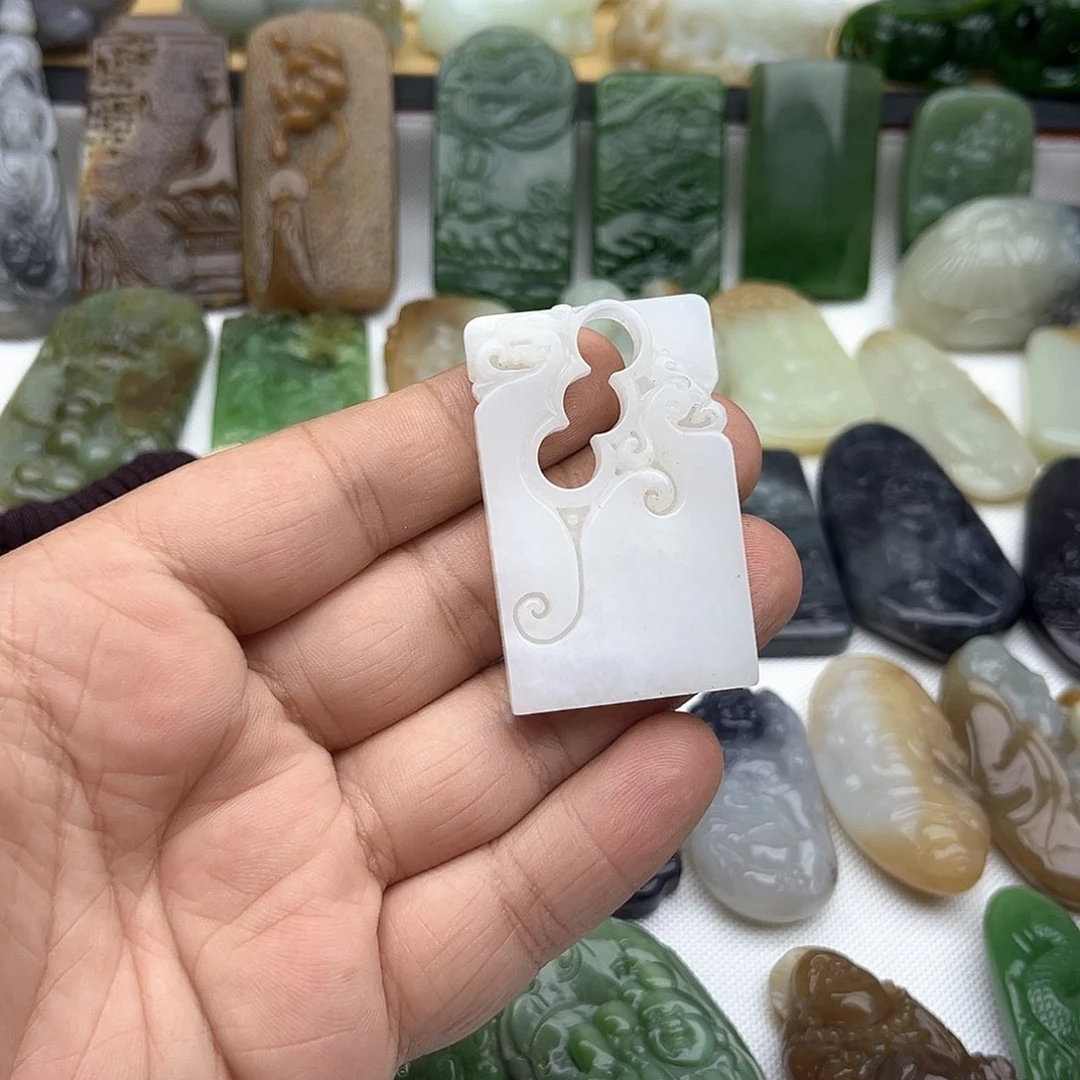 和田玉挂件未镶嵌