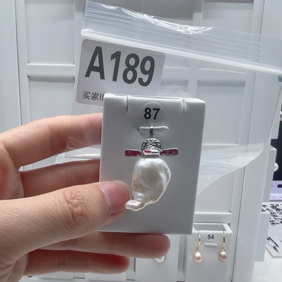淡水珍珠颈饰合金