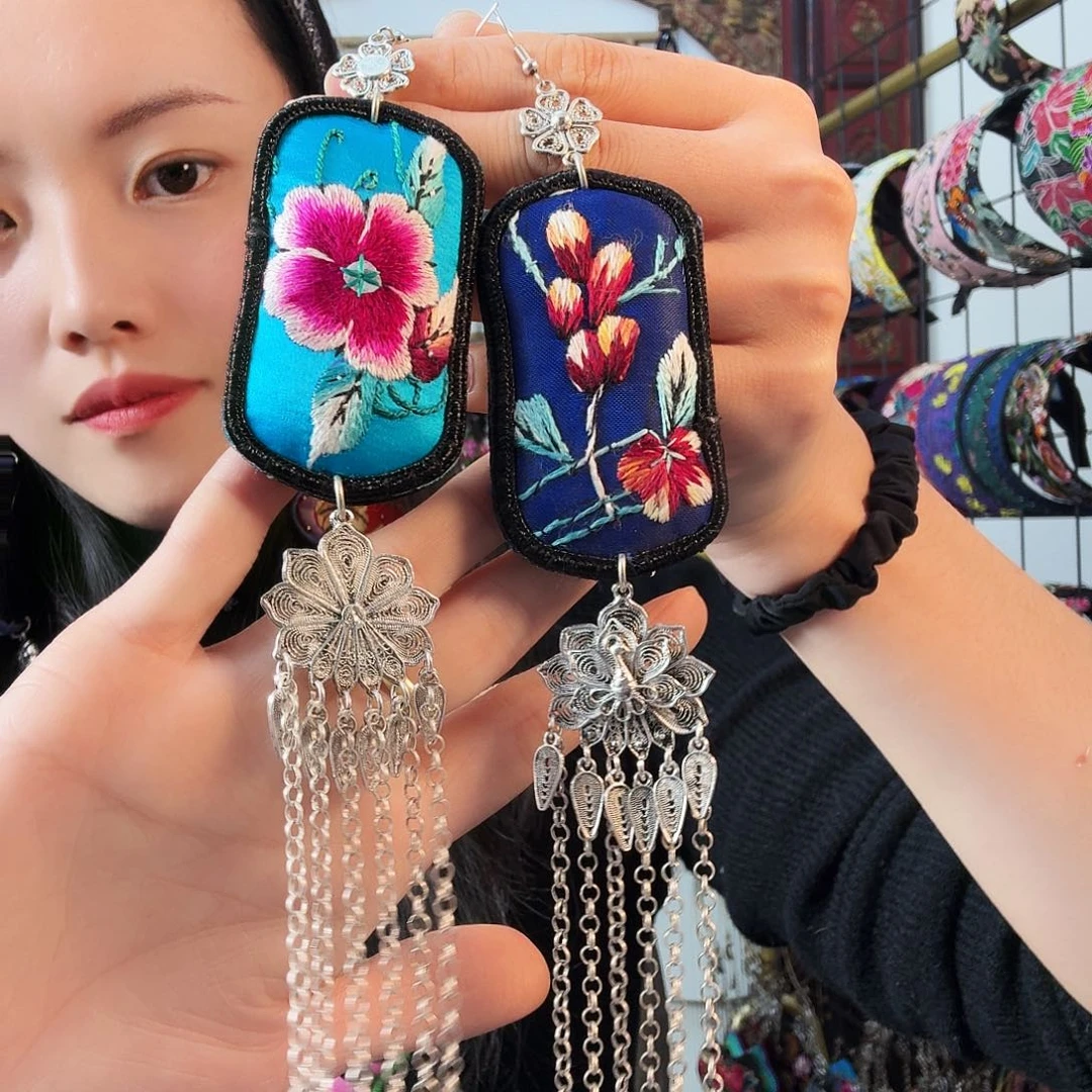 织绣            双面耳环