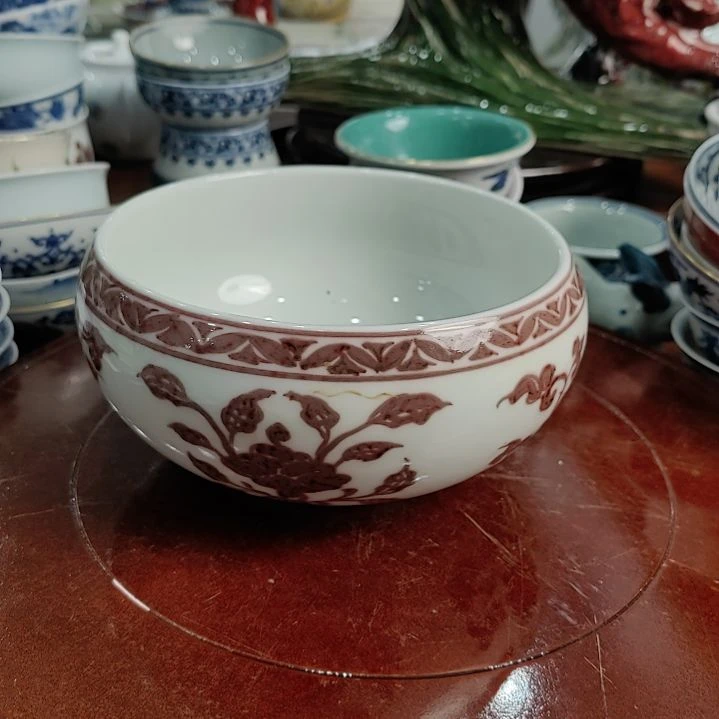 手绘釉里红手工手绘