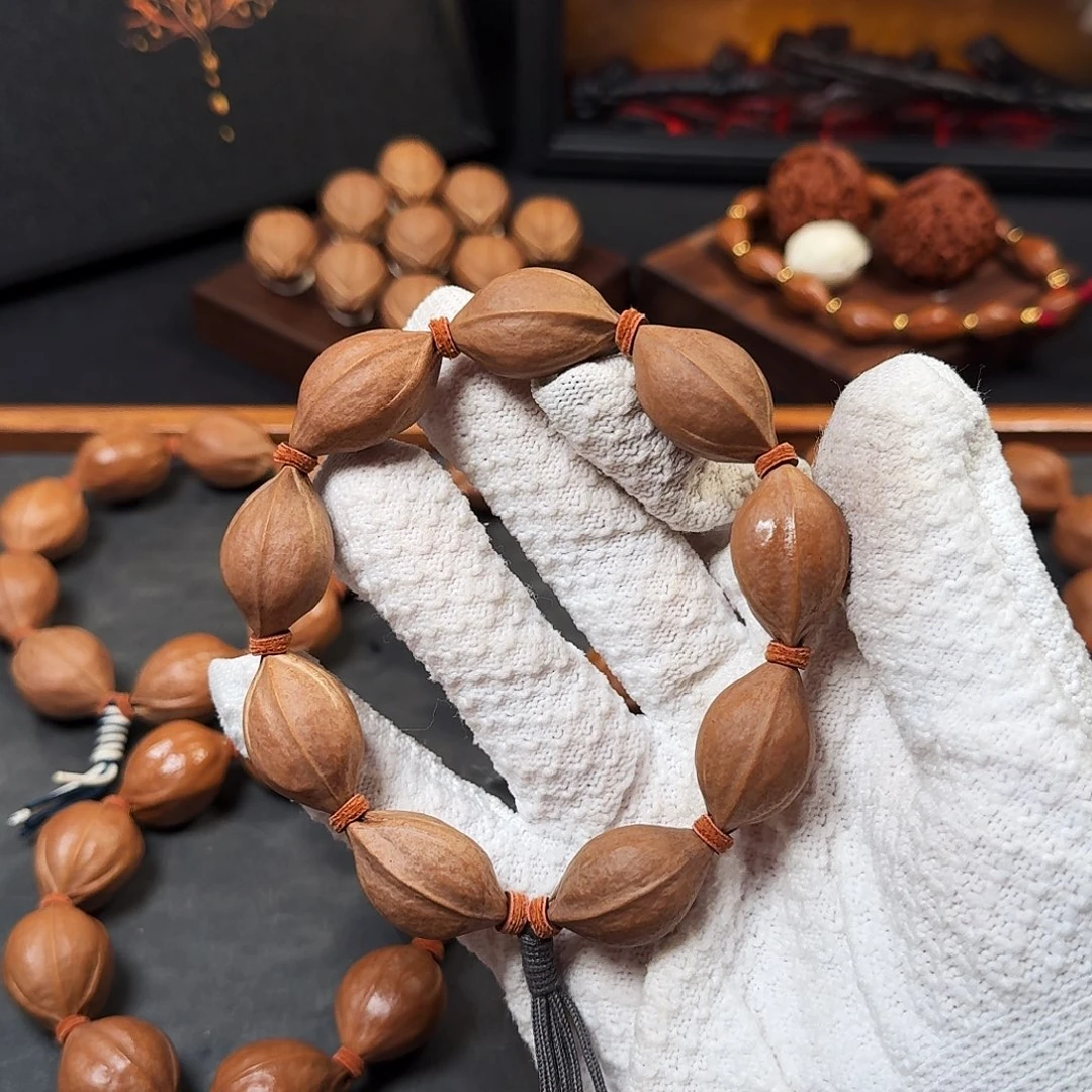 1.7长尺寸原生态梅林铁核手串炸福利