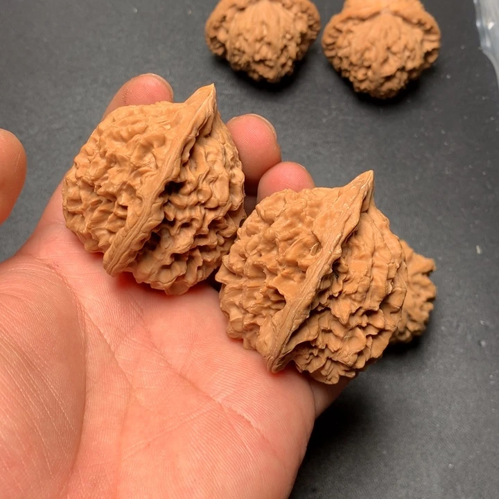 文玩核桃把件48官帽59