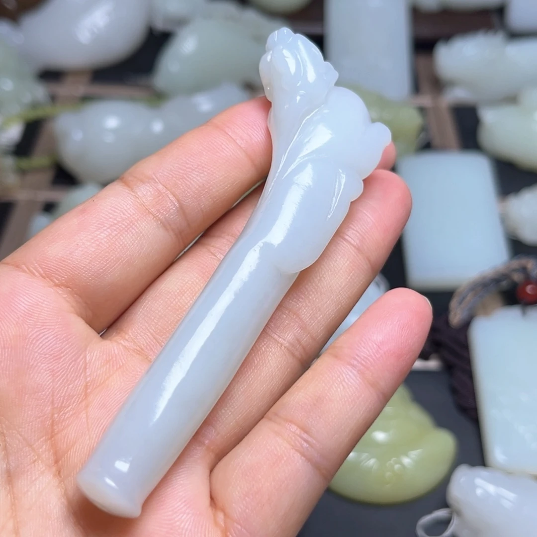 和田玉未镶嵌吊坠(不含链)