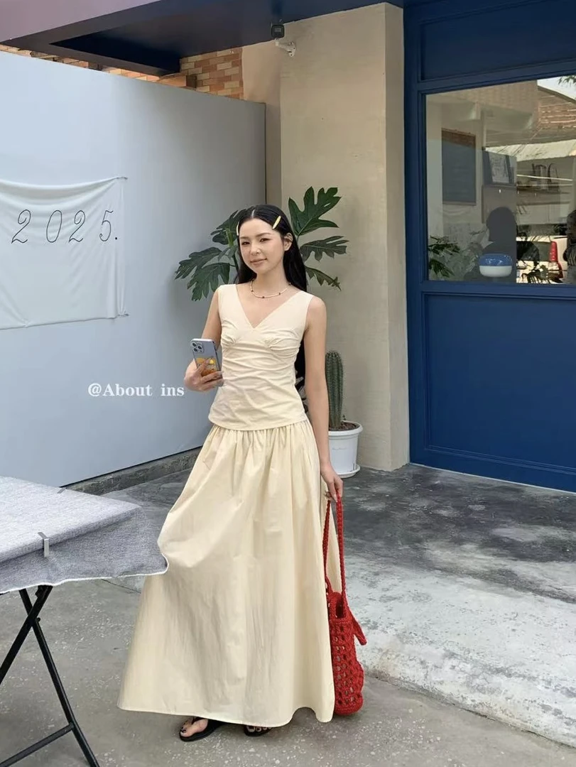 ABOUT·INS福秒（9ab88153#)瘦张力 收腰V领上衣+半身裙套装9-613