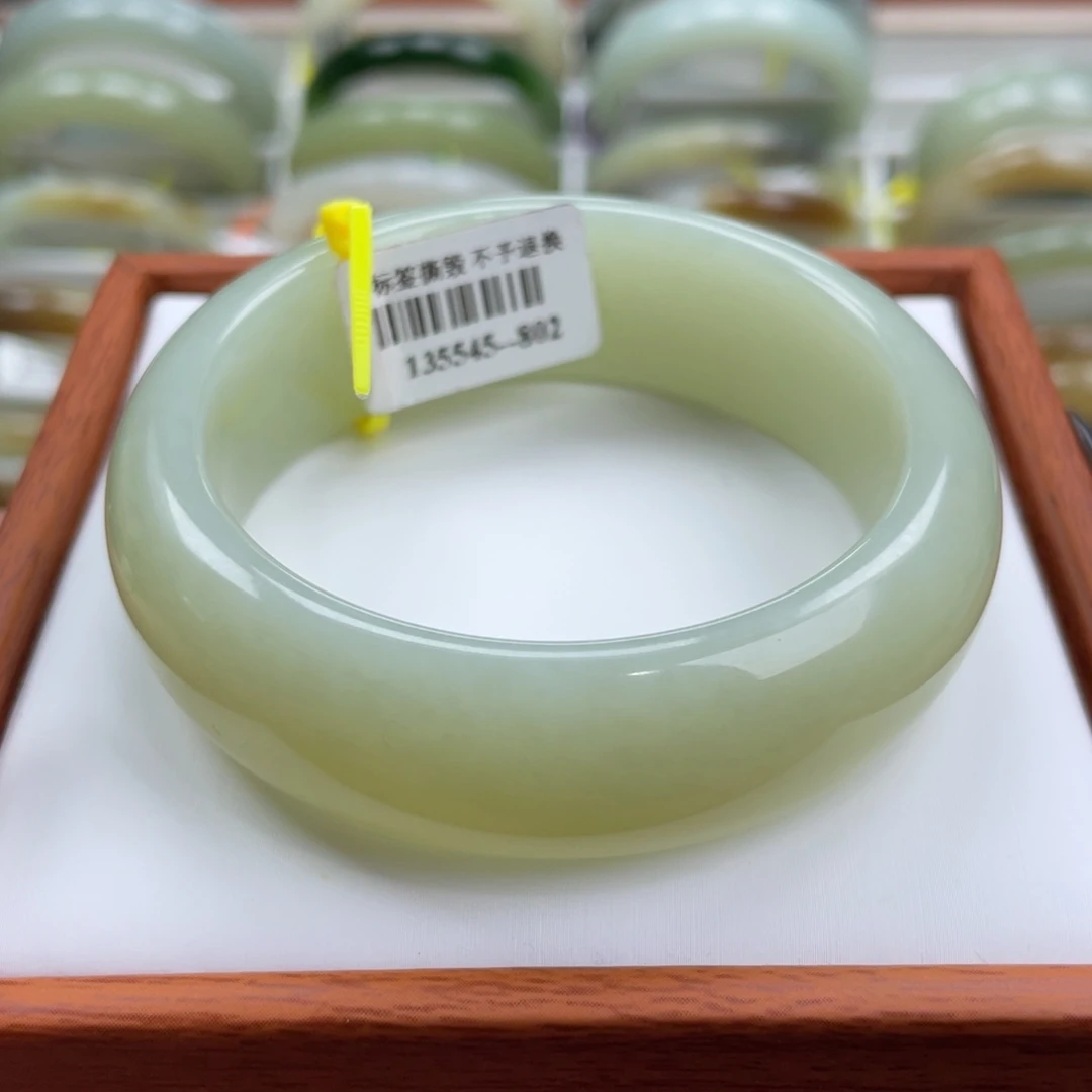 【闪购商品】未镶嵌手镯和田玉53 55/56