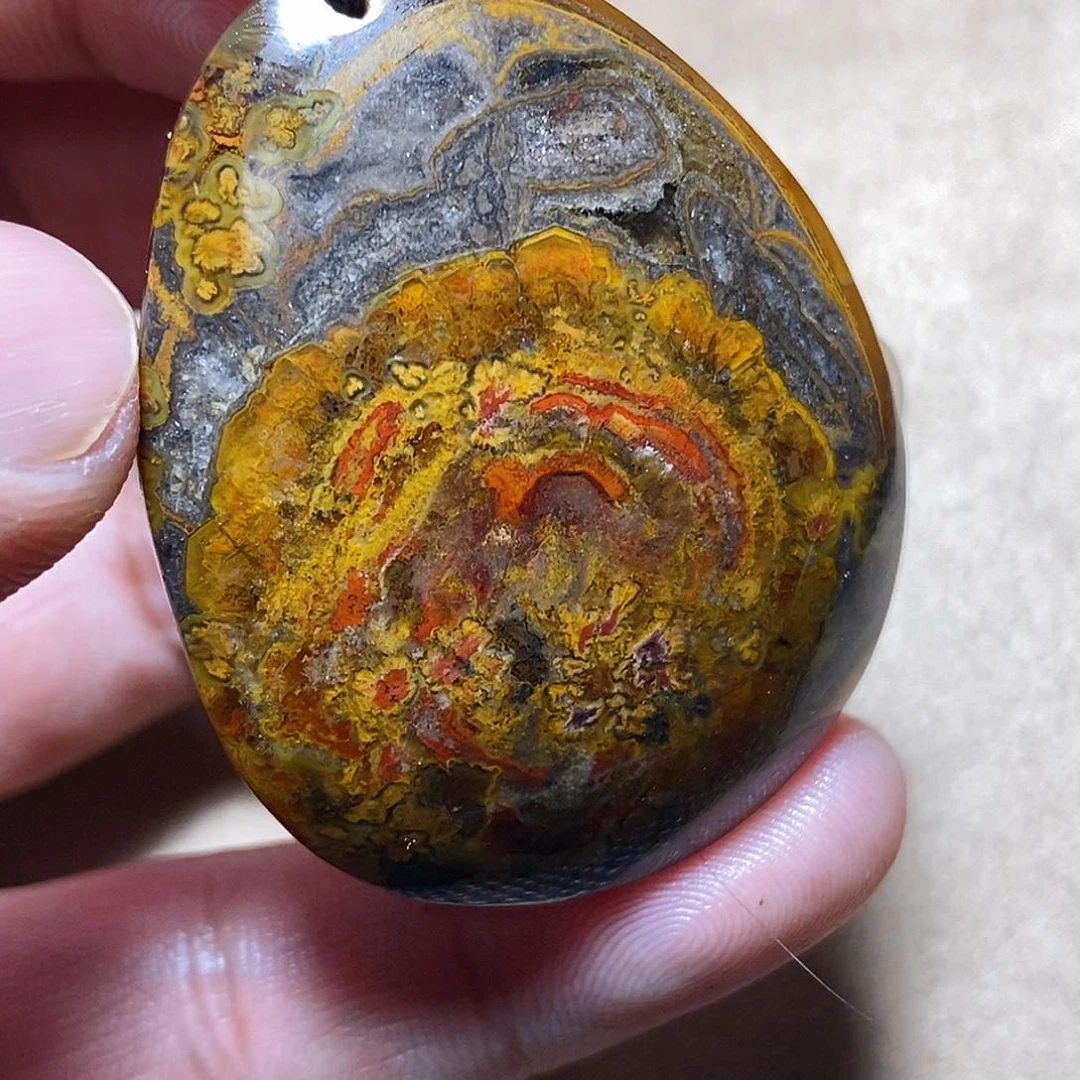 玛瑙/玉髓颈饰未镶嵌浅*