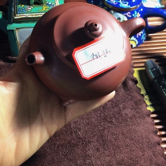 紫砂茶壶大家都喜欢的一把紫砂壶。