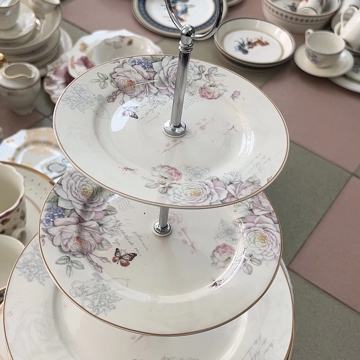 新骨瓷月季田园法式复古风零食盘3层微瑕