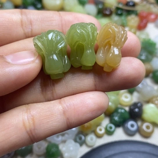 和田玉配件未镶嵌