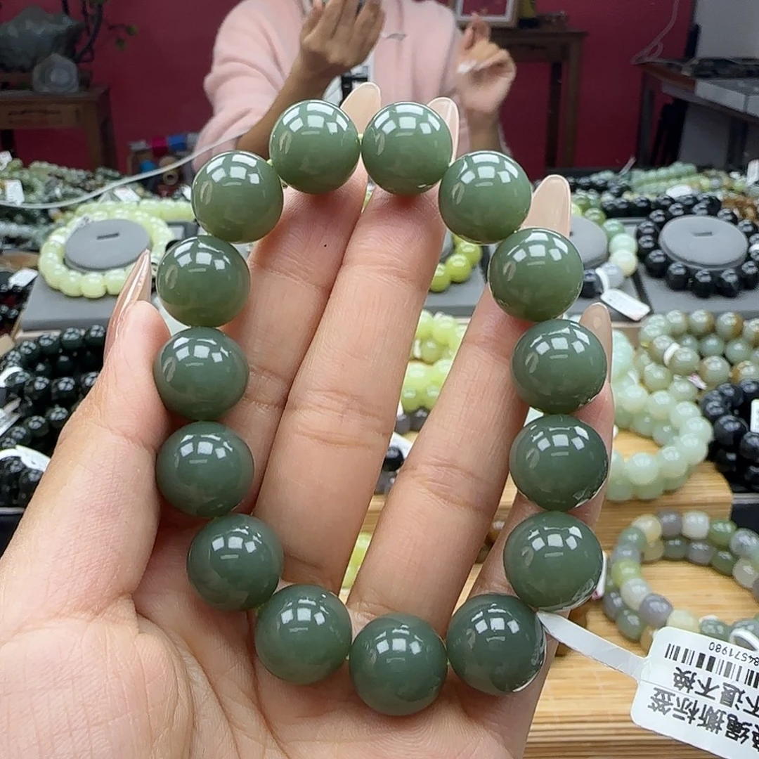 和田玉未镶嵌手串