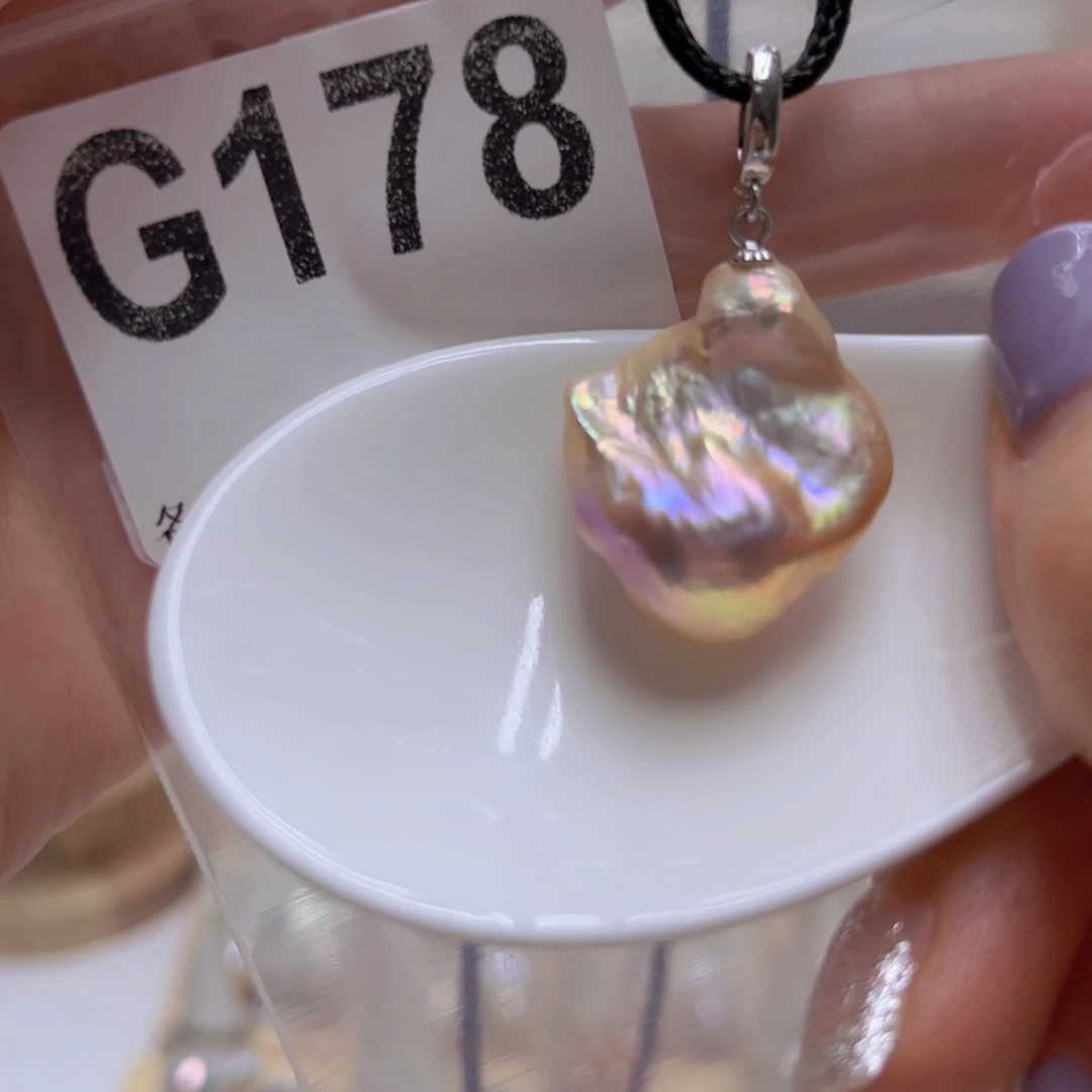 颈饰未镶嵌淡水珍珠