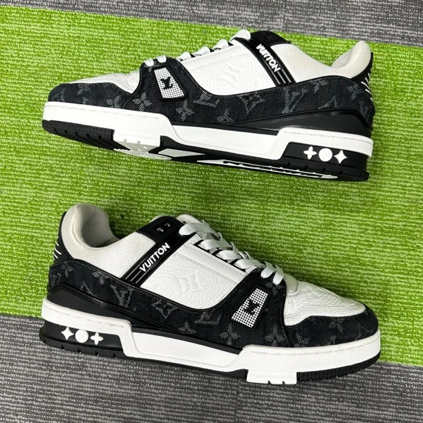 99新 LouisVuitton/路易威登 43码 trainer 黑白牛仔 低帮板鞋