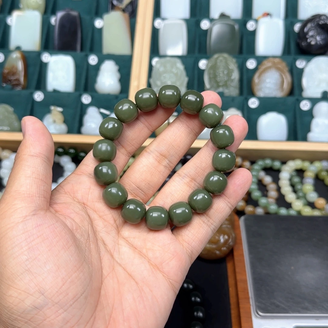 未镶嵌和田玉挂件