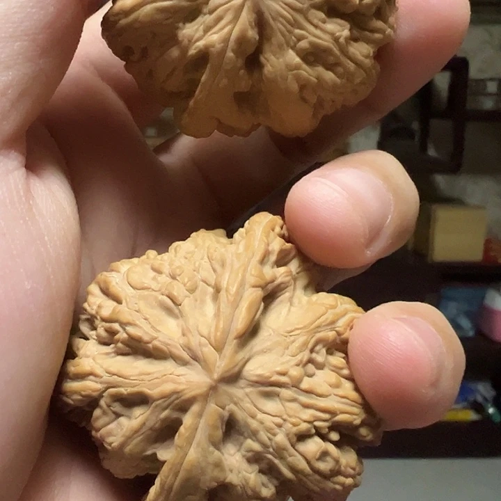 文玩核桃吊坠全品 没修 49 大粗筋