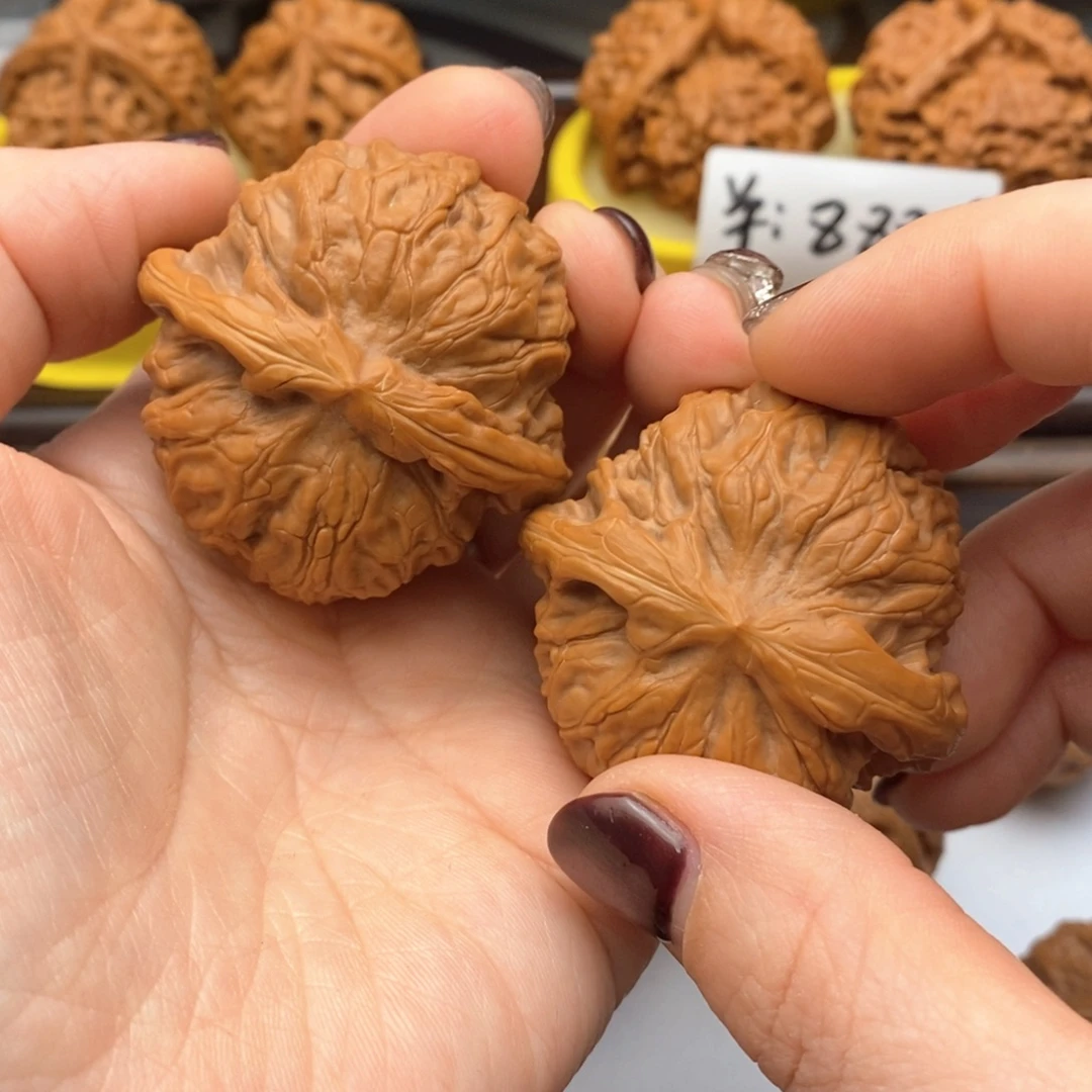 文玩核桃把件381号金麒麟