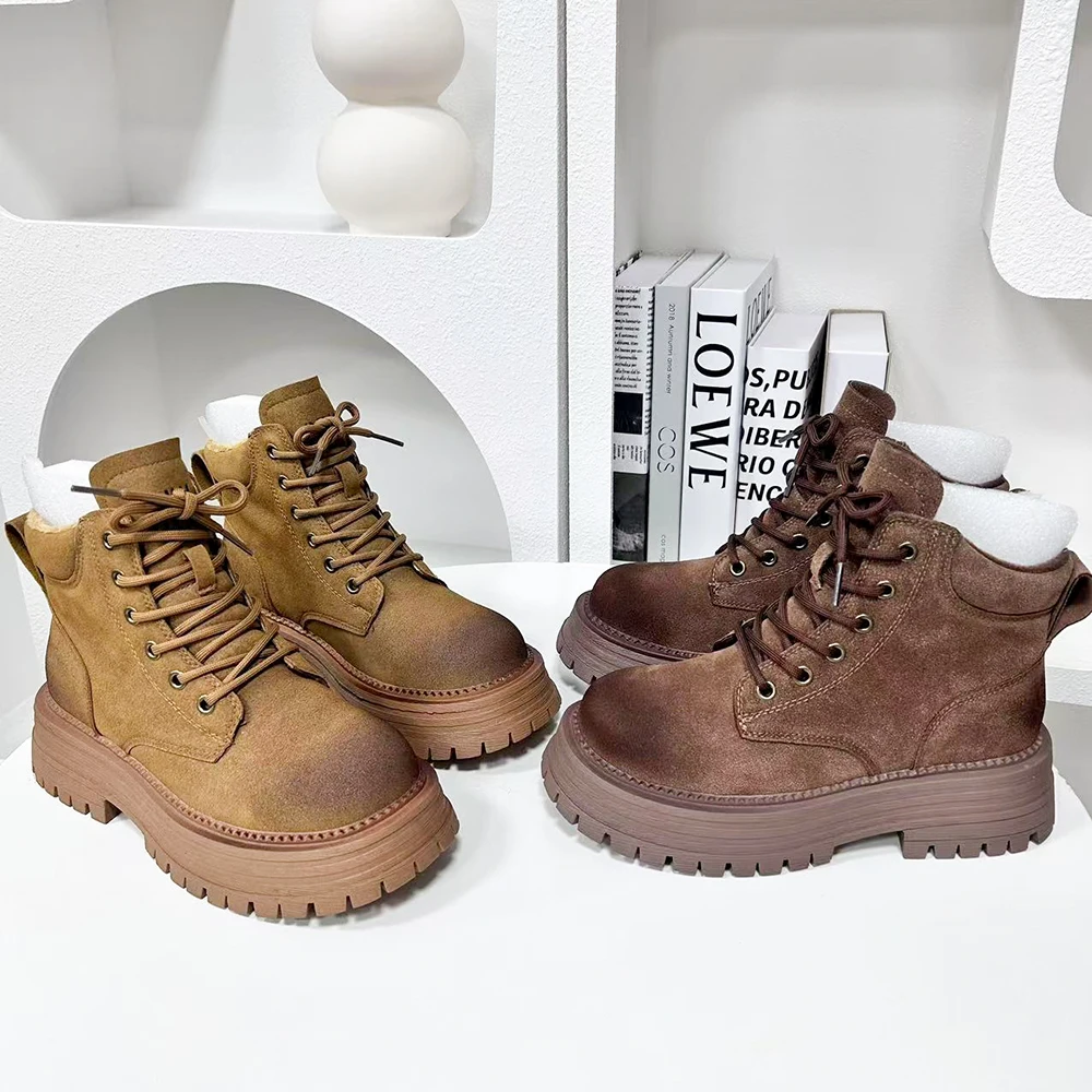 A9869 厚底马丁靴女英伦风短靴爆款百搭2025新款复古机车短筒女靴