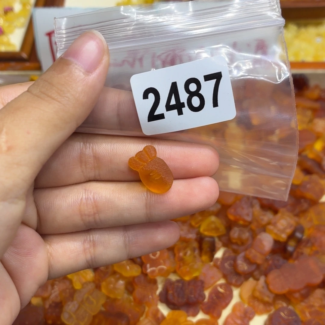 琥珀未镶嵌珠宝奇石