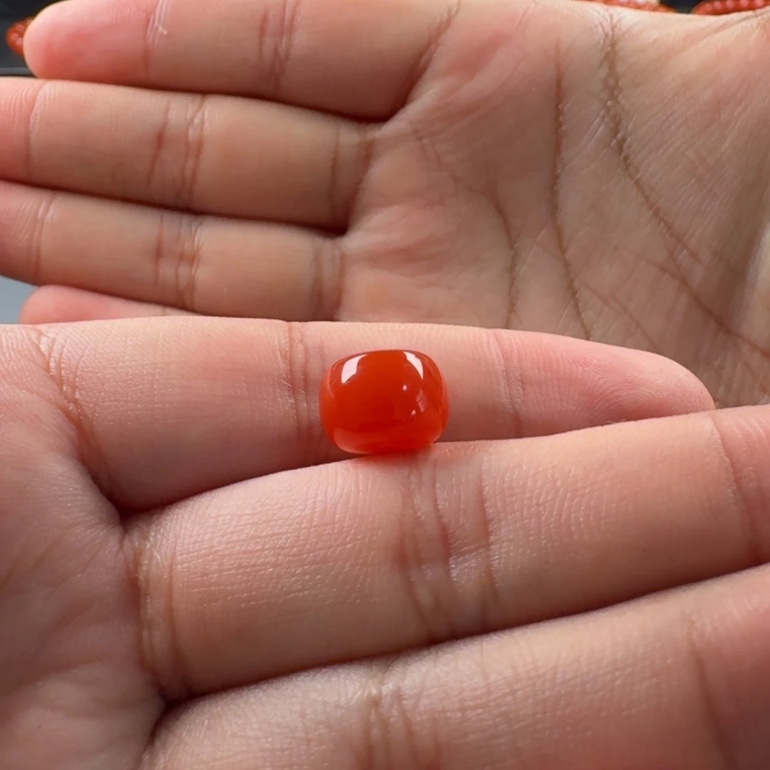 南红玛瑙未镶嵌墩子10.9*7.5mm
