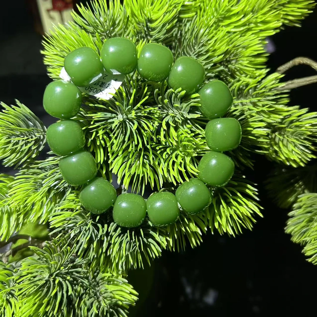 YS0050精品菠菜绿手串（无礼盒）