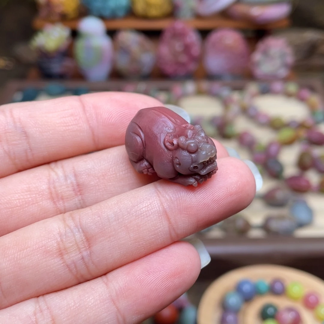 玛瑙/玉髓未镶嵌珠宝半成品盐源玛瑙苏工貔貅