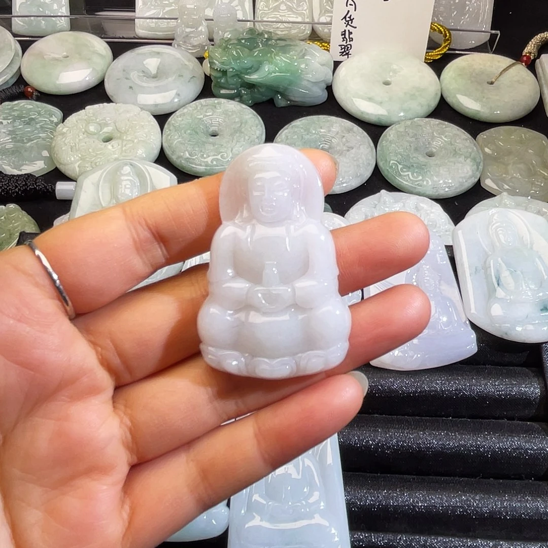 红***姐翡翠未镶嵌颈饰观音