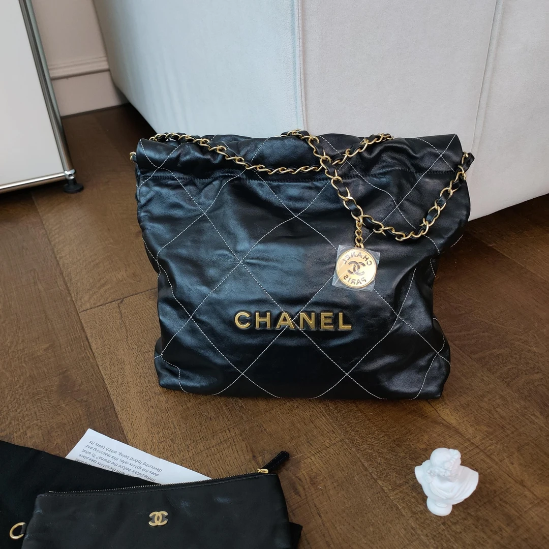 95新 Chanel/香奈儿 23C黑金亮面牛皮外缝线22bag小号单肩包48905