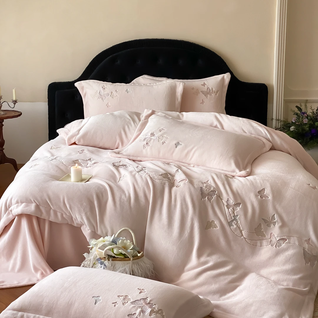 轻奢风秋冬加厚纯色刺绣牛奶绒双面绒柔软四件套简约蝴蝶床上用品