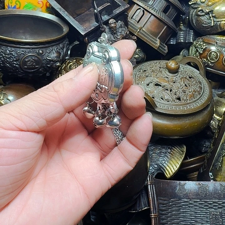 铜器摆件收收藏藏