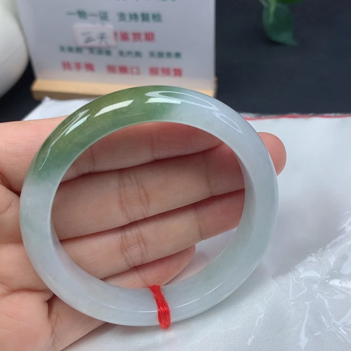 未镶嵌手镯翡翠55.56