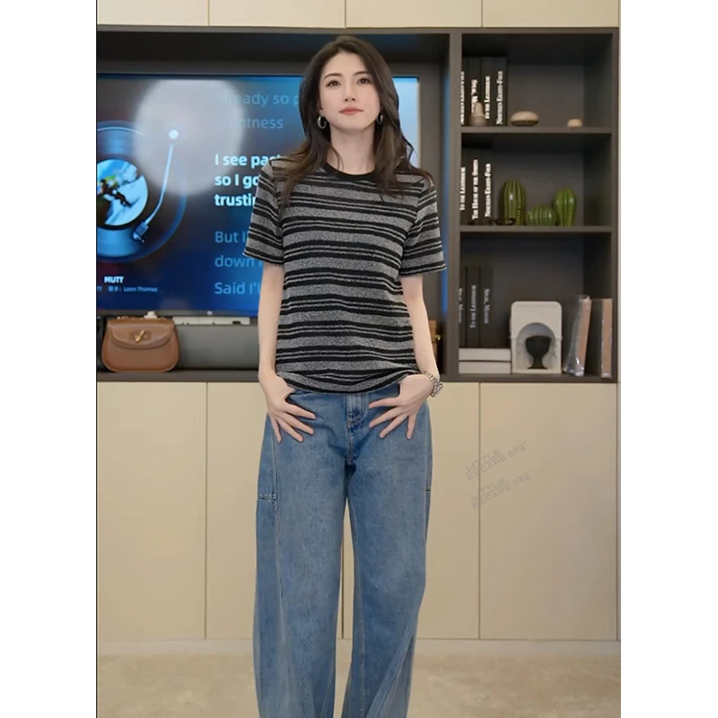 小乖逃D圆领黑白条纹T恤短袖柔软粗针条休闲240672