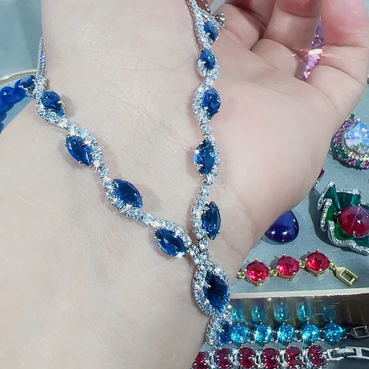 非金属红色蓝色吊坠戒指