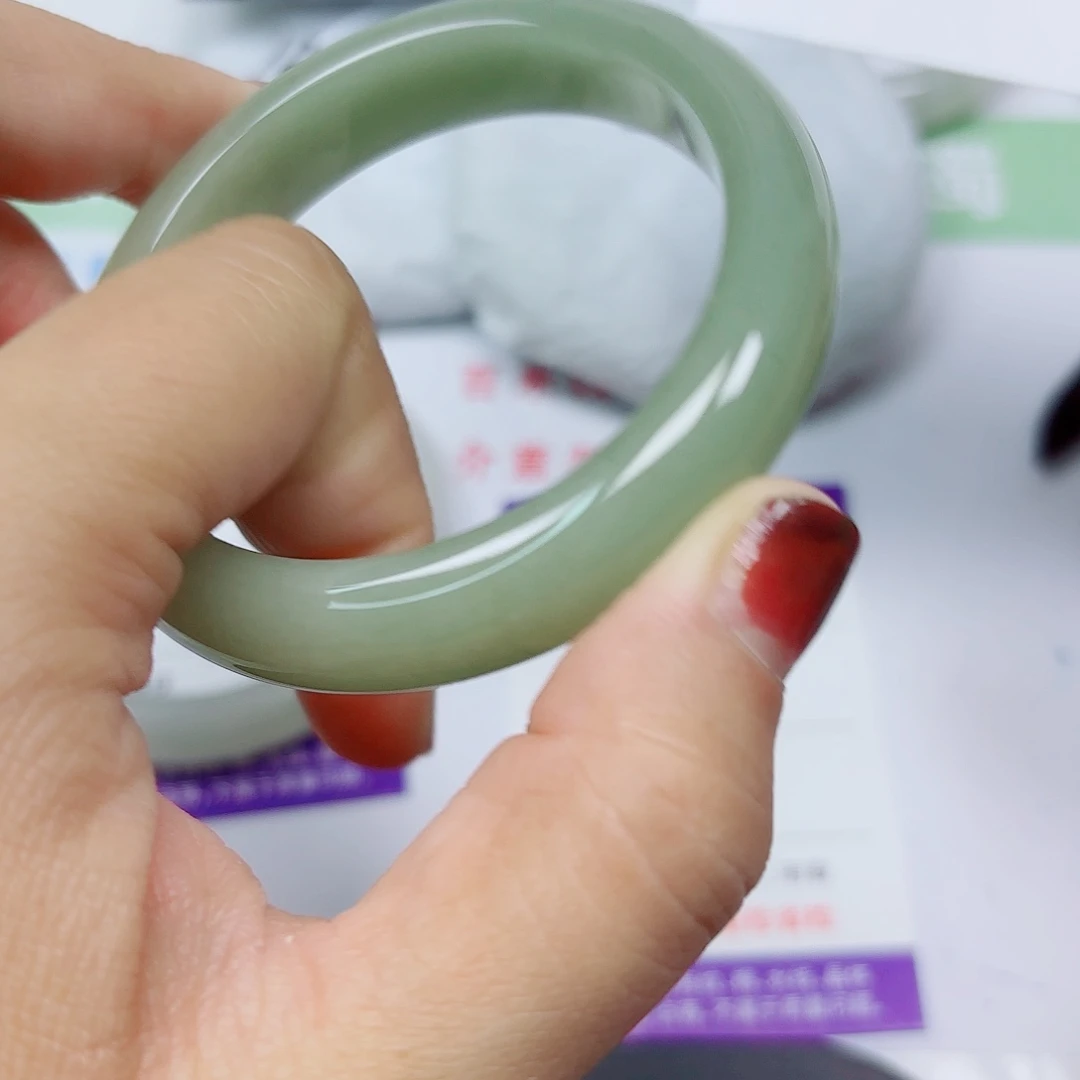 石英质玉未镶嵌手镯94/5453