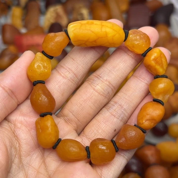 琥珀颈饰未镶嵌天然蜜蜡