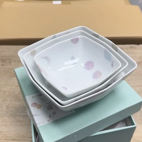 你**？瓷器。瓷器。瓷器。