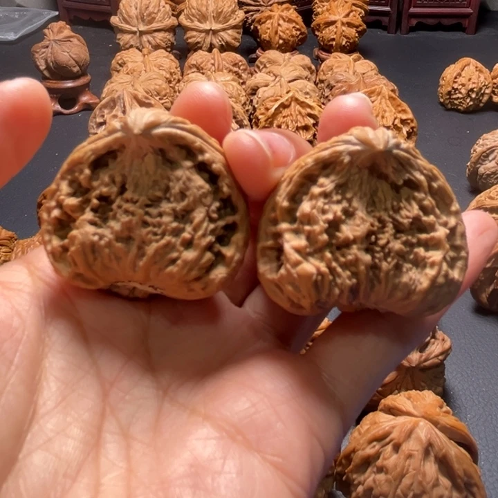 塔尖小蛇头核桃哈哈哈哈哈哈哈