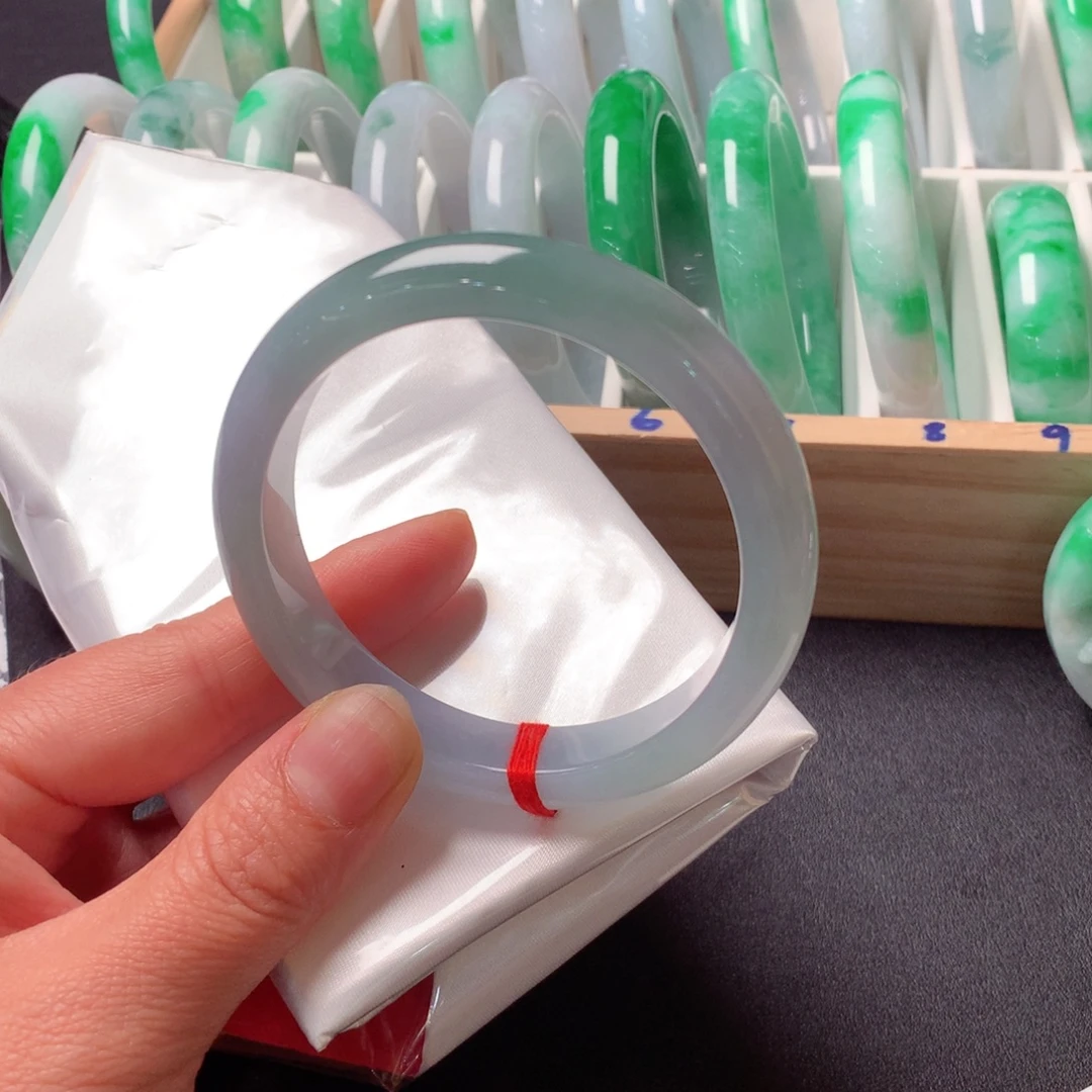 翡翠未镶嵌手镯10号