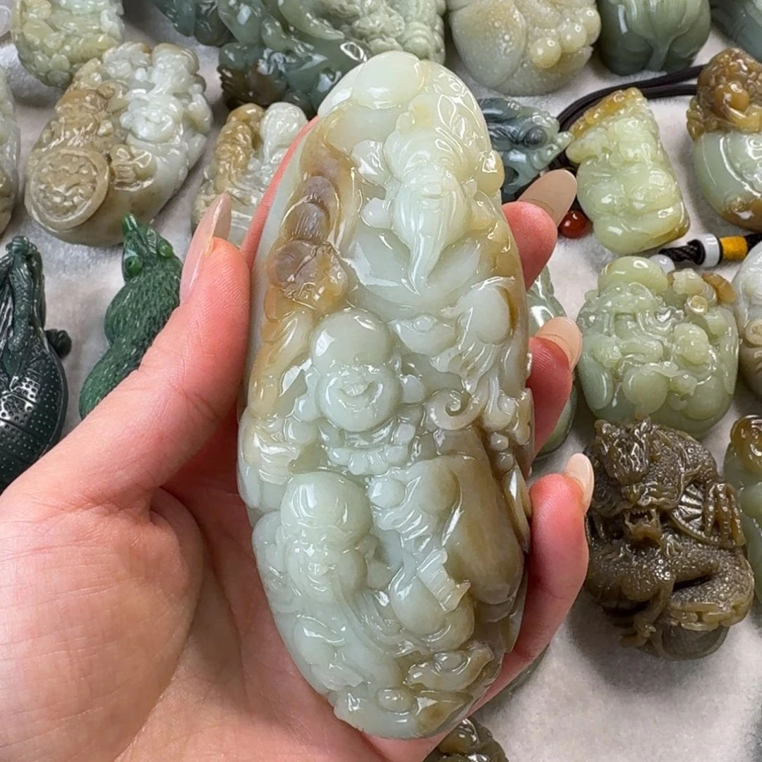 晚***6和田玉未镶嵌把件