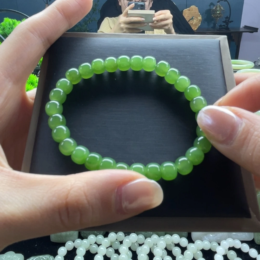 和田玉未镶嵌手串俄料碧玉果阳绿卡7