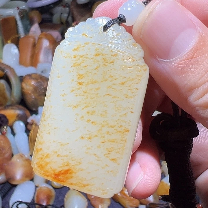 和田玉未镶嵌吊坠(不含链)