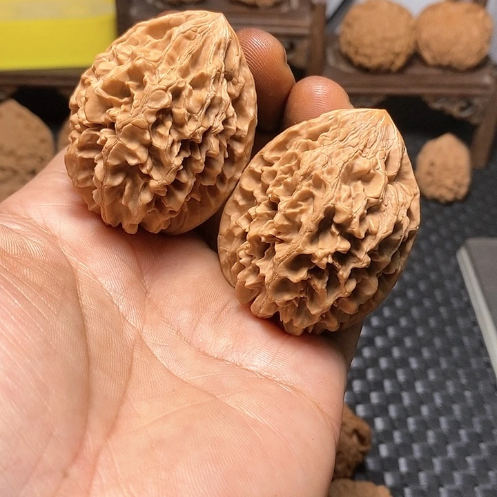 文玩核桃吊坠*️43尺，有修招财鼠