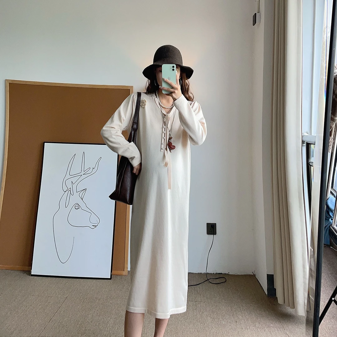 孕妇中长款毛衣裙过膝秋冬新款小个子显瘦宽松大码长袖针织连衣裙
