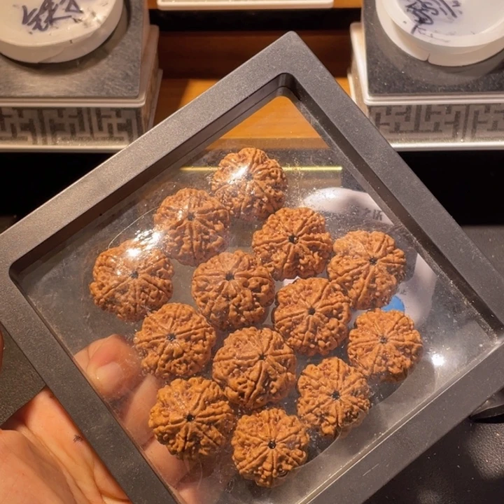 久***重金刚菩提手串这个