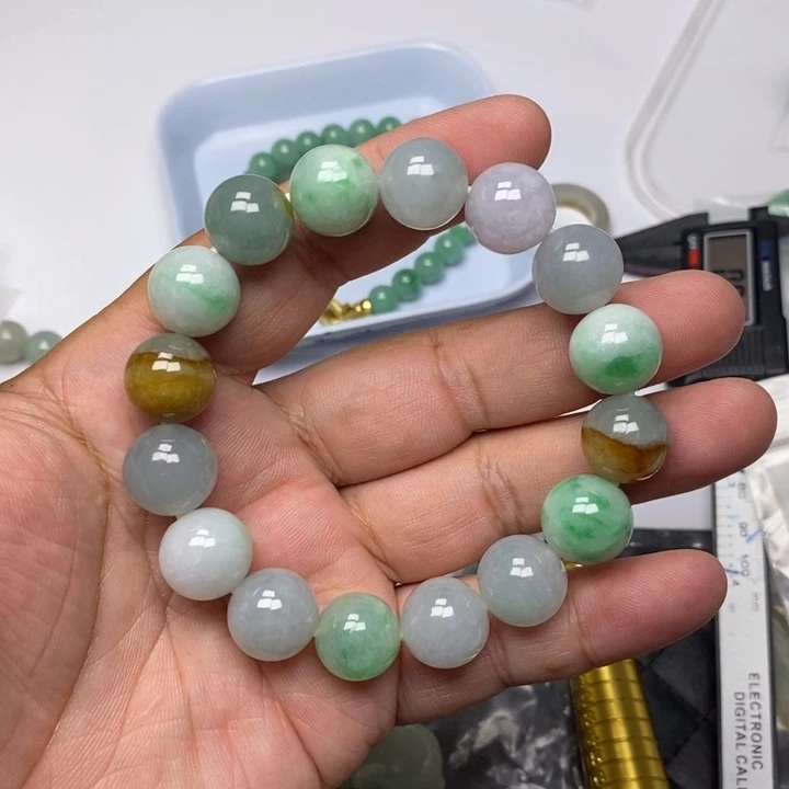 定制翡翠未镶嵌毛货需要抛光请慎拍
