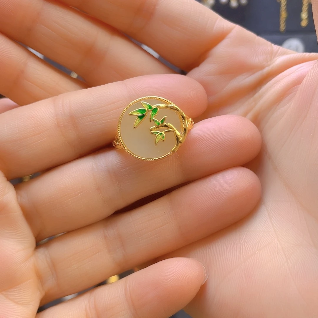 和田玉戒指银S925镀金镶嵌