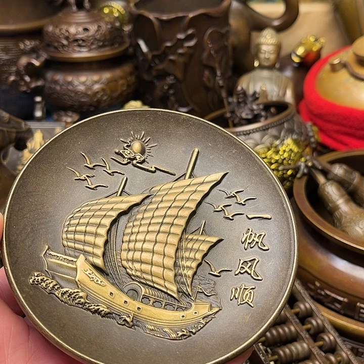 精美铜器批发档口