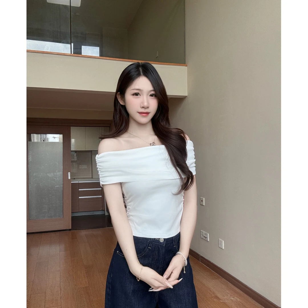 小芸也｜夏季小众性感短款气质露肩显瘦上衣一字肩修身短袖T恤