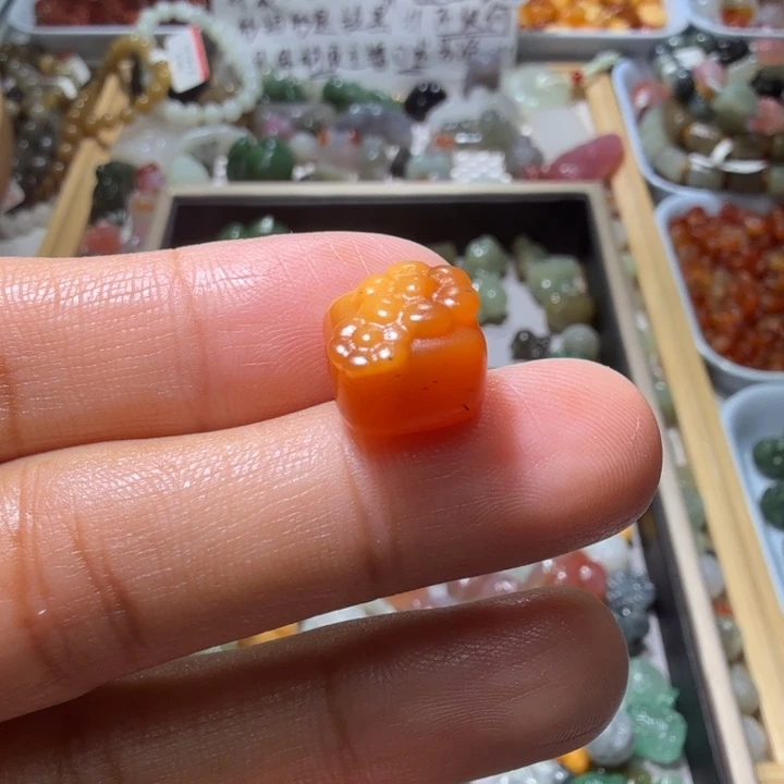 和田玉未镶嵌珠宝半成品